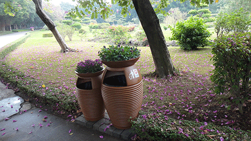  汕頭玻璃鋼花盆垃圾桶，點(diǎn)綴公園好環(huán)境。